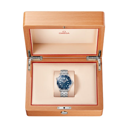 Omega Seamaster Diver 007 Edition